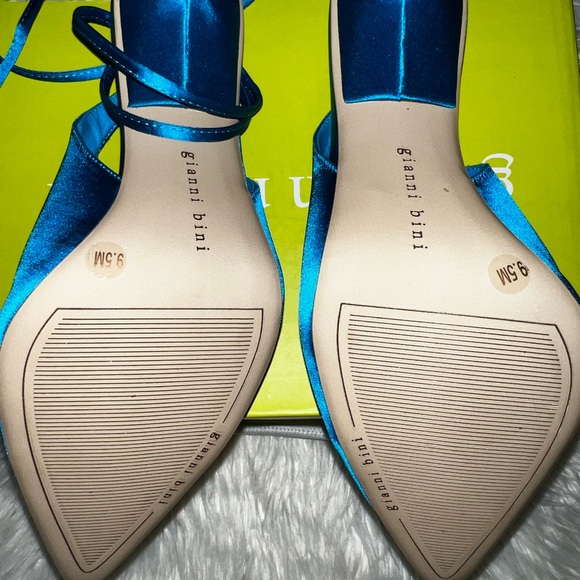 Blue Satin Tie Up Pumps Gianni Bini Heels - Picture 3 of 6